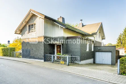 136252 Außenaufnahme - Haus kaufen in Hückeswagen - Interessantes und modernisiertes Fachwerkhaus mit Garten,Garage in Zentrumsnähe von Hückeswagen!