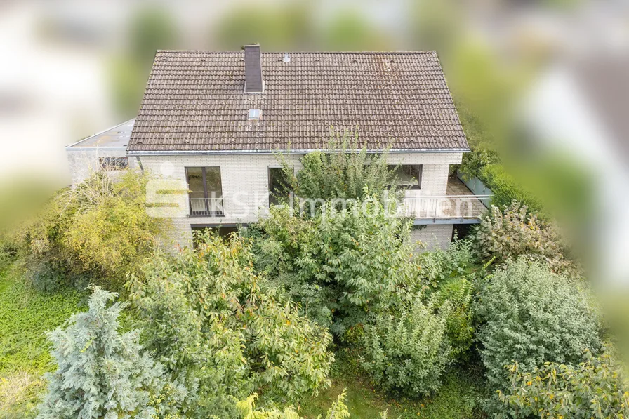 136264 Drohnenansicht - Haus kaufen in Bergisch Gladbach - Charmantes Einfamilienhaus mit viel Potenzial!