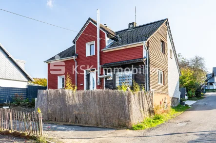 139259 Außenaufnahme  - Haus kaufen in Lindlar - Haus mit Geschichte! Wohnen Sie im ehemaligen "Kuriositätenmuseum"!