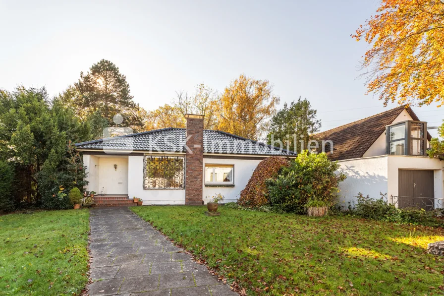 136097 Erdgeschoss Aussenansicht  - Haus kaufen in Sankt Augustin - Bungalow in Sankt Augustin-Ort!