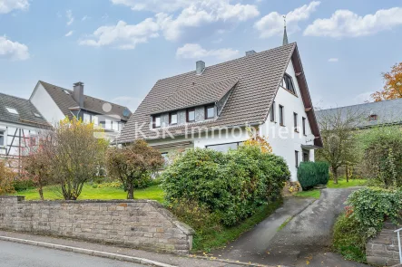 143285 Vorderansicht - Haus kaufen in Lindlar - Gepflegtes Haus vor Toren Kölns!