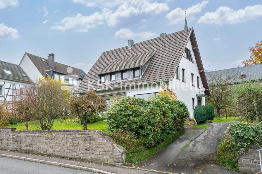 143285 Vorderansicht - Haus kaufen in Lindlar - Gepflegtes Haus vor Toren Kölns!