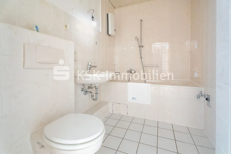 141845 Badezimmer