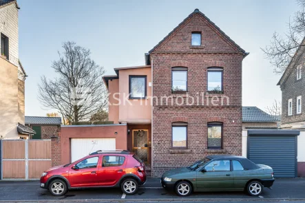 141642 Außenaufnahme Bild 1 - Haus kaufen in Wesseling - Vermietetes Einfamlienhäuschen in zentraler Lage von Berzdorf!