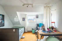 143975 Obergeschoss 2 Zimmer 1