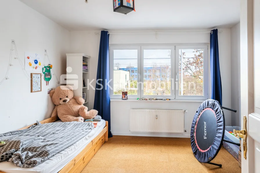 143975 Obergeschoss 1 Zimmer 1