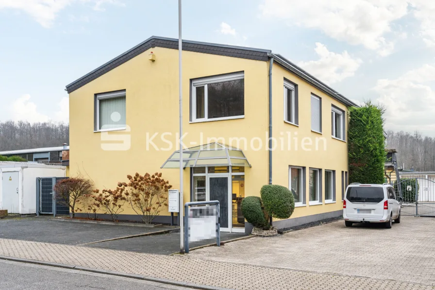 147490 Außenansicht - Haus kaufen in Bergheim - Gewerbeimmobilie mit gepflegter Einliegerwohnung in Bergheim Quadrath- Ichendorf!