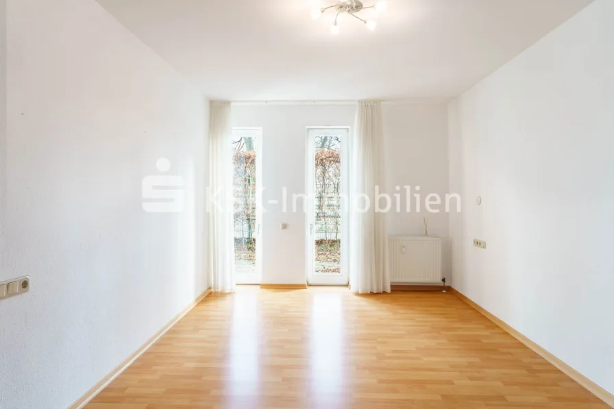 142136 Schlafzimmer