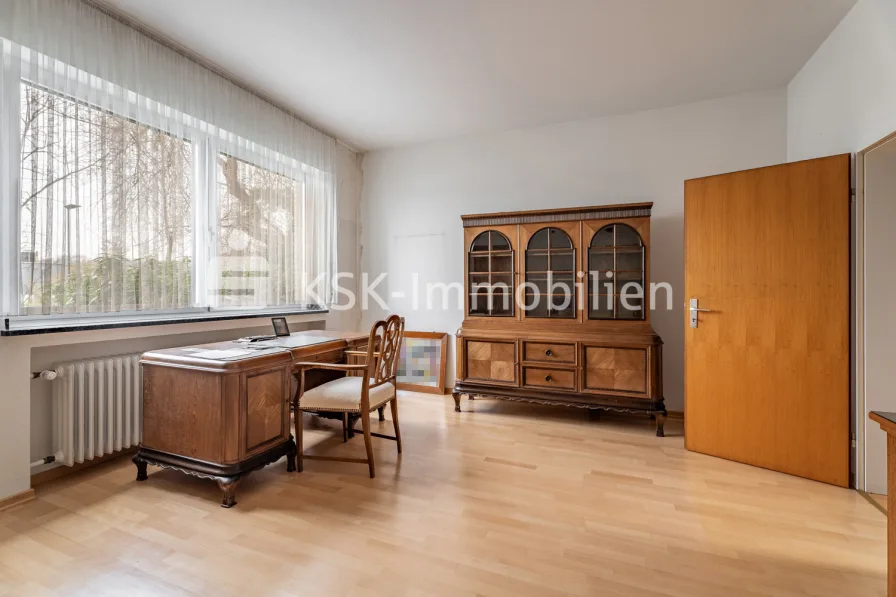 145748 Zimmer Erdgeschoss (2)