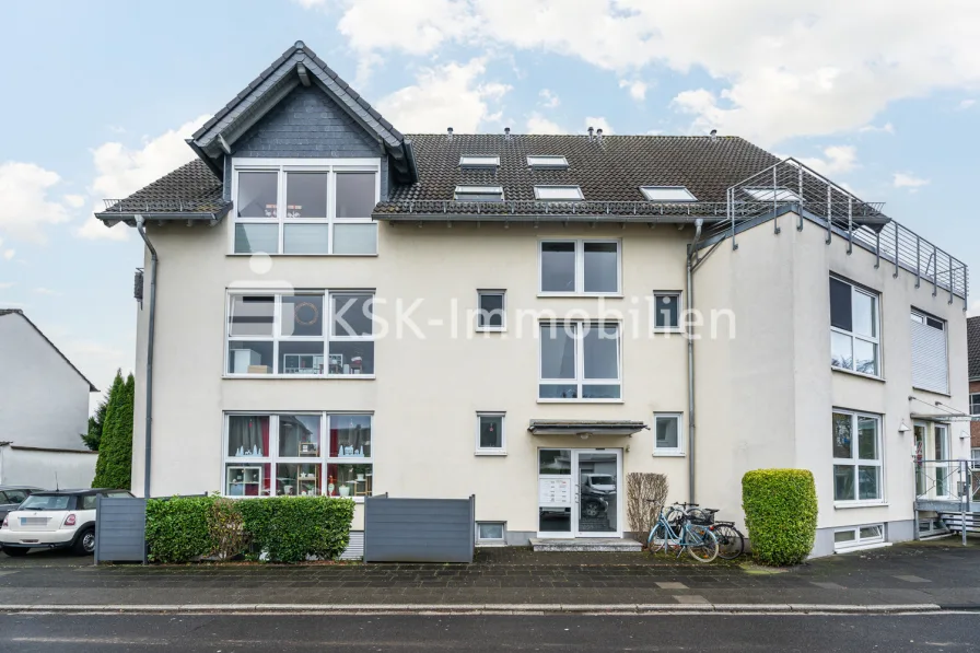 143138 Außenaufnahme  - Wohnung kaufen in Hürth / Hermülheim - Junge & lichtdurchflutete Wohnung mit Stellplatz und Balkon in Hürth-Hermülheim!