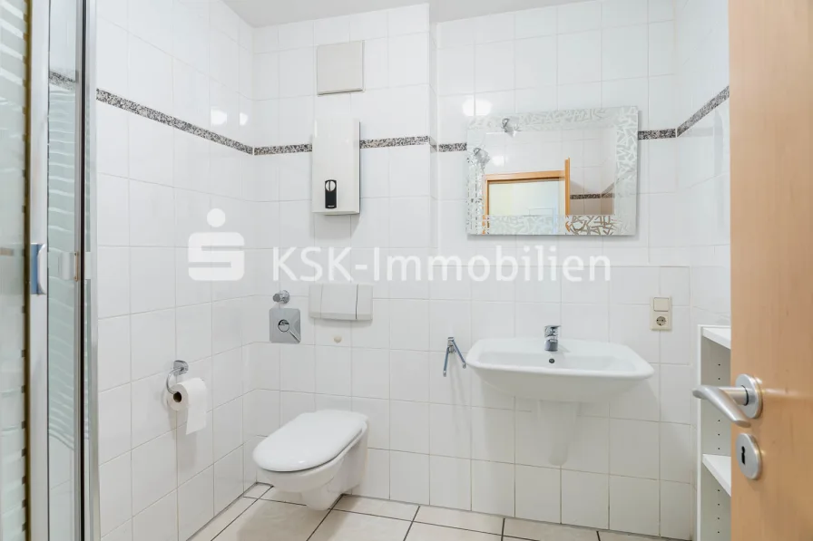 144072 Badezimmer