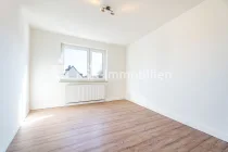 137843 Schlafzimmer drittes Obergeschoss