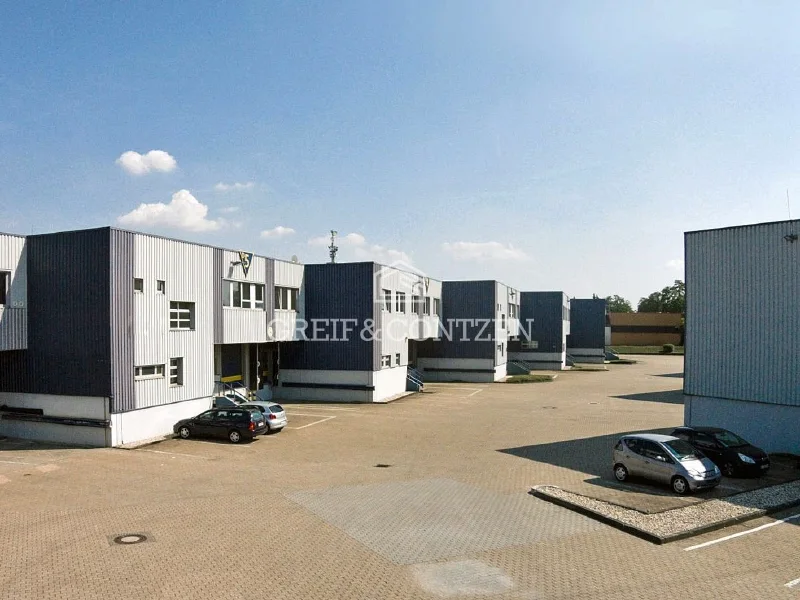  - Halle/Lager/Produktion mieten in Ratingen - AIRCOMPARK - Hallen mit Rampenandienung