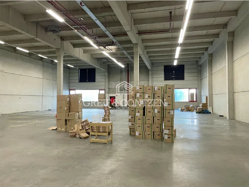 Innenansicht - Halle/Lager/Produktion mieten in Köln - Lager- und Büroflächen im Gewerbepark