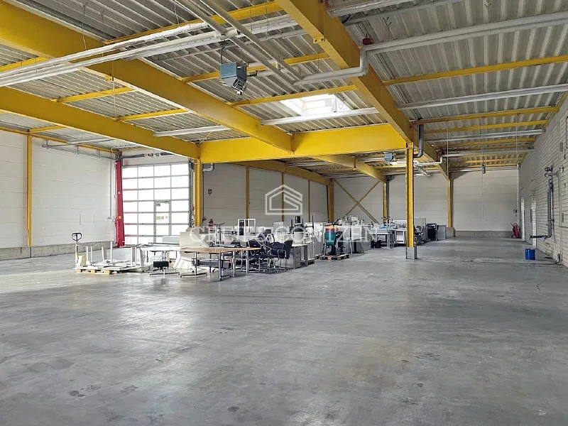  - Halle/Lager/Produktion mieten in Köln - Multifunktionale Hallen-/Büroflächen im Kölner Norden | kurzfristig verfügbar