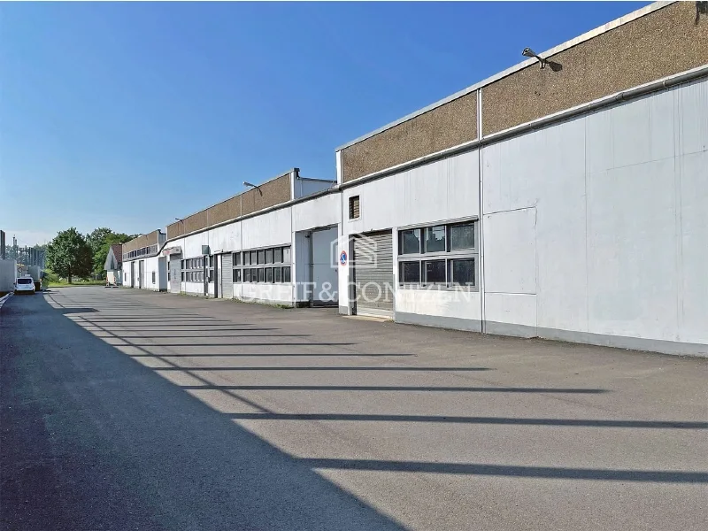  - Halle/Lager/Produktion mieten in Troisdorf - Provisionsfrei | Multifunktionale Hallenfläche mit integriertem Büro