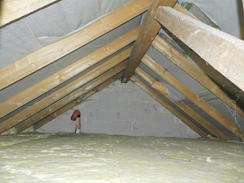 Dachstuhl mit Dämmung oberste Geschossdecke