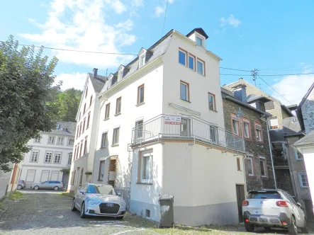 Lage im Ort - Haus kaufen in Traben-Trarbach - Wohnhaus in sonniger, zentraler Lage im Ortsteil Trarbach