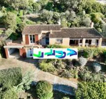  - Haus kaufen in Cavalaire-sur-Mer - Villa auf 2 Ebenen mit wunderbarem Meerblick