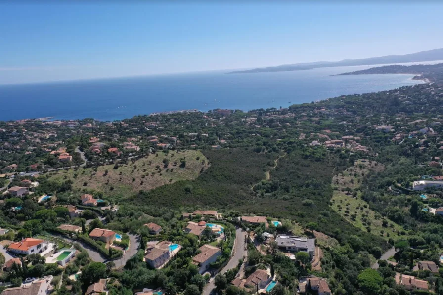  - Grundstück kaufen in Les Issambres - Grundstück mit MEERBLICK in erstklassiger Lage nahe dem Golf von St. Tropez