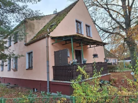  - Haus kaufen in Bad Wilsnack - Gut vermietetes Zweifamilienhaus (ZFH) in Dorflage als Anlageobjekt