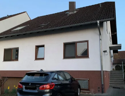Hausansicht - Wohnung kaufen in Mainz - Mz-Laubenheim, 4-Zimmer-Wohnung mit Garten