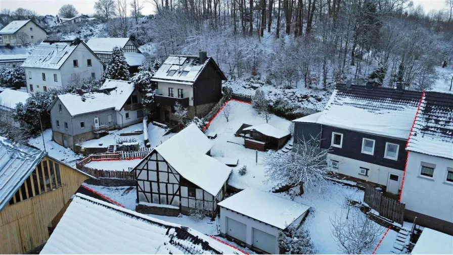 Haus, Scheune, Doppelgarage und Grillhütte - Haus kaufen in Reichshof - Modernisiertes, charmantes Fachwerkhaus mit Scheune, Doppelgarage und Grillhütte  