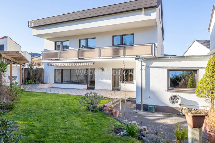3253 Rückansicht a - Haus kaufen in Bonn / Mehlem - Süd-Terrasse und Garage in ruhiger Lage