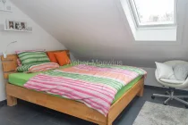 3300 DG Schlafzimmer