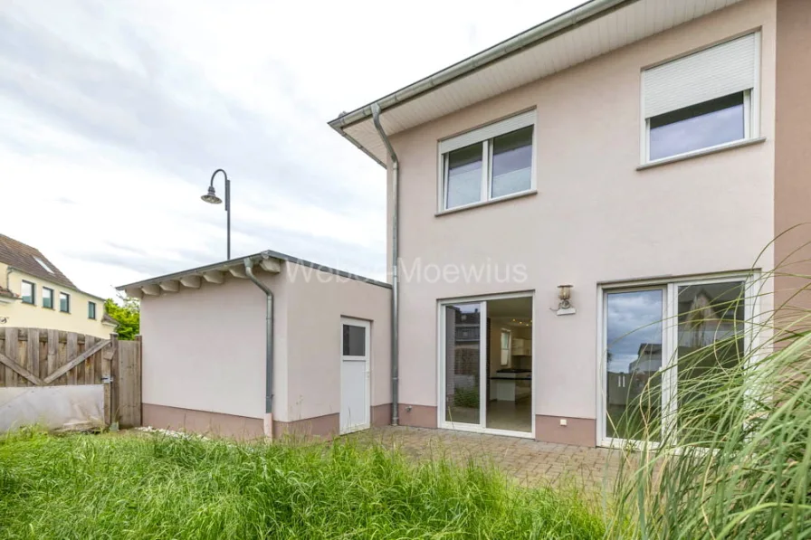 3312 Südostterrasse - Haus kaufen in Remagen / Kripp - Moderne Doppelhaushälfte inkl. Einbauküche, SO-Terrasse, kleinem Garten, Garage + Stellplätzen