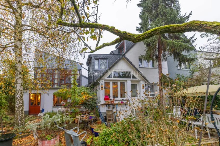 3357 Titelbild - Haus kaufen in Köln / Höhenhaus - *Sehr vielfältig und mit Flair* DHH mit Einliegerwohnung, Terrasse und Garten auf Traumgrundstück