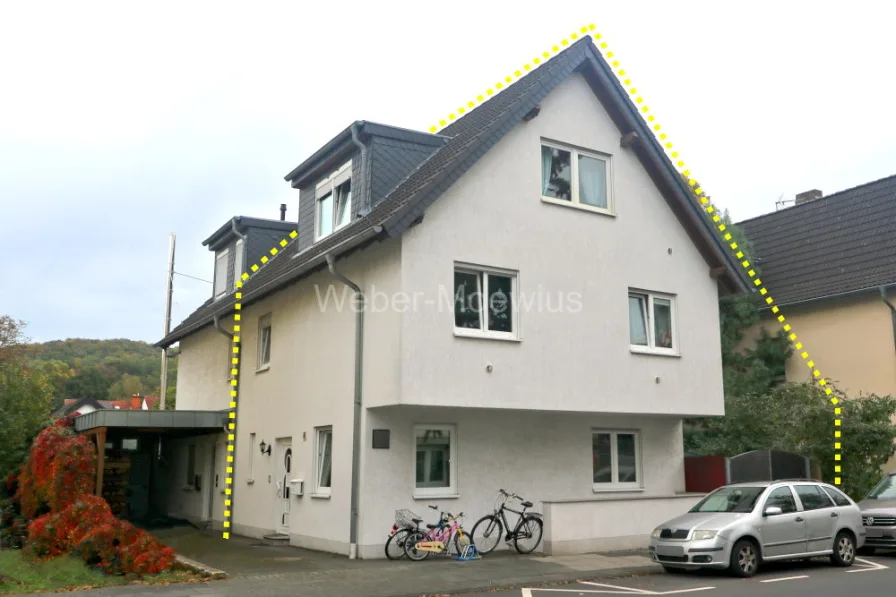 3354 Vorderansicht - Haus kaufen in Bonn / Oberkassel - **FAMILIENHAUS** Gepflegte Doppelhaushälfte, 5 Zimmer, Terrasse, Garten und Hobbyraum