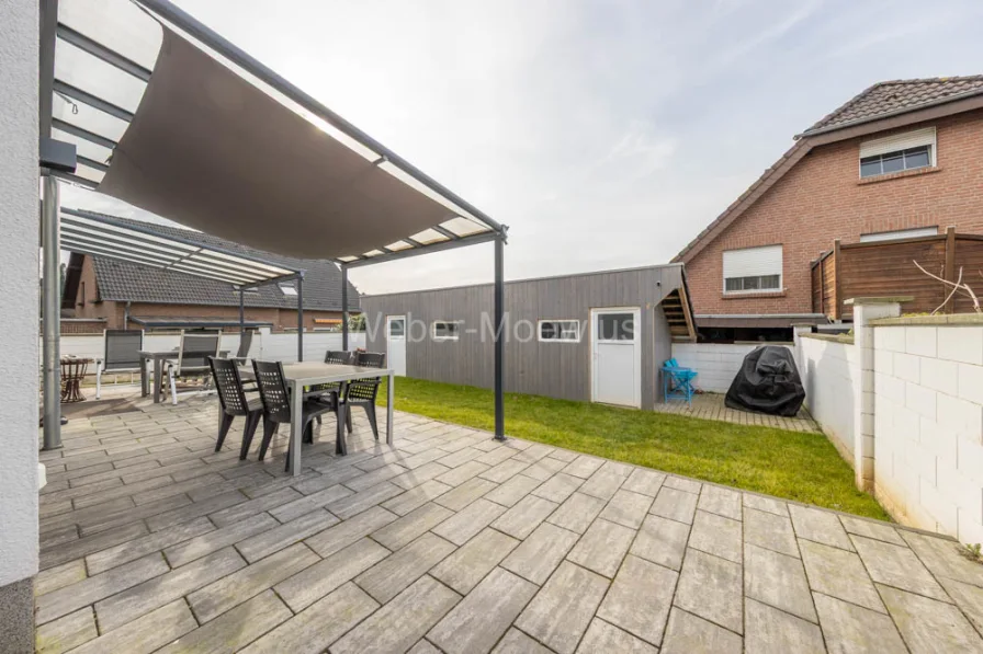 3383 Terrasse c