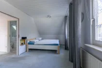 Schlafzimmer II