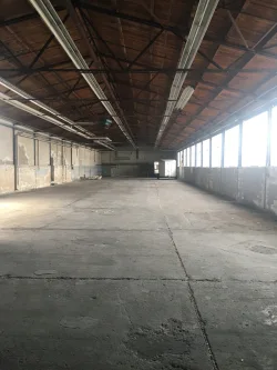  - Halle/Lager/Produktion mieten in Mayen - Lagerhalle (1.222 m²), PROVISIONSFREI, in 56727 Mayen zu vermieten!