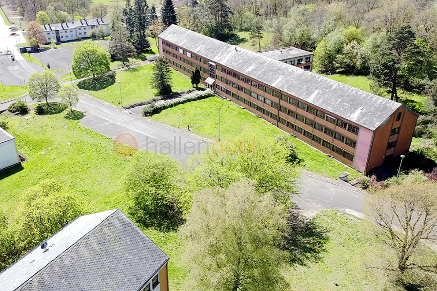  - Büro/Praxis kaufen in Birkenfeld - Ehem. Verwaltungsgebäude, 5500 m², Entwicklungsobjekt, PROVISIONSFREI, 55765 Birkenfeld zu verkaufen