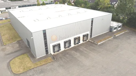  - Halle/Lager/Produktion mieten in Neuwied - Logistikhalle, ca. 2.500 m², mit Büroanbau u. Freifläche, in 56566 Neuwied PROVISIONSFREI zu verm.