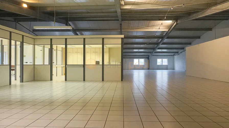  - Büro/Praxis mieten in Bad Kreuznach - 580 m² flexibel nutzb. Fläche: z.B. Büro, Ausstellung oder Studio PROVISIONSFREI 55543 Bad Kreuznach