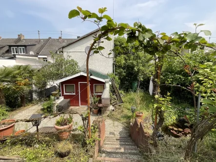 Außenansicht_Garten, Hinterhaus - Haus kaufen in Boppard - "Nah´dran an allem, was nötig ist" ...viel Platz, schöner Garten, Garage, Stellplatz