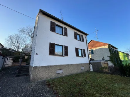 Bild1 - Haus kaufen in Saarbrücken-Dudweiler - Freistehendes Einfamilienhaus in Dudweiler-Süd