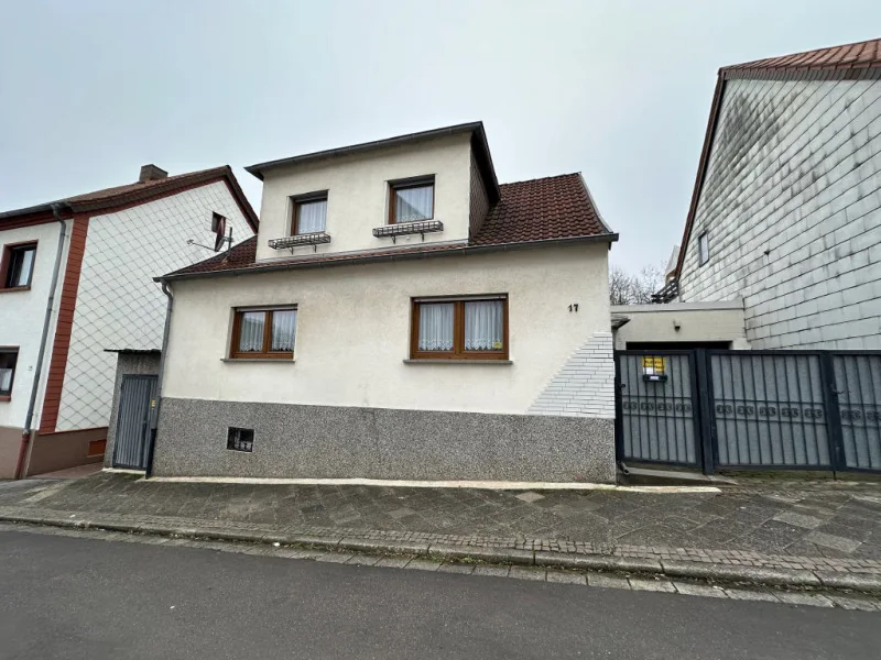 Bild1 - Haus kaufen in Sulzbach - freistehendes Einfamilienhaus in Sulzbach-Altenwald
