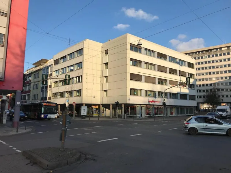 Bild1 - Büro/Praxis mieten in Saarbrücken - "Provisionsfrei"Helle Büroetagen in "Alt Saarbrücken",  Nähe city, Gerichtsviertel und Regierungssitz