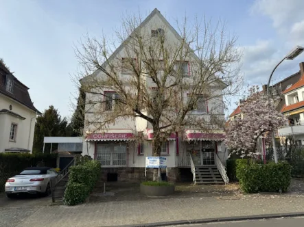 Bild1 - Haus kaufen in Saarbrücken - Mehrfamilienhaus in Top Lage am Rotenbühl, Saarbrücken