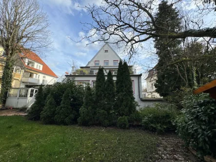 Bild1 - Haus kaufen in Saarbrücken - Villa in Top Lage am Rotenbühl, Saarbrücken