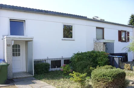 Bild1 - Haus mieten in Saarbrücken - Einfamilienhaus zur Miete mit Garten, Terasse und Balkon