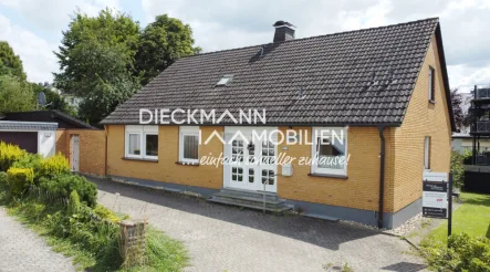 Titelbild - Haus kaufen in Menden - Einfamilienhaus in Menden Lendringsen