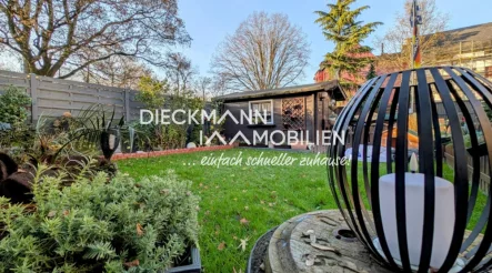 Titelbild - Haus kaufen in Duisburg - Provisionsfrei! Freistehendes Einfamilienhaus in Beeck