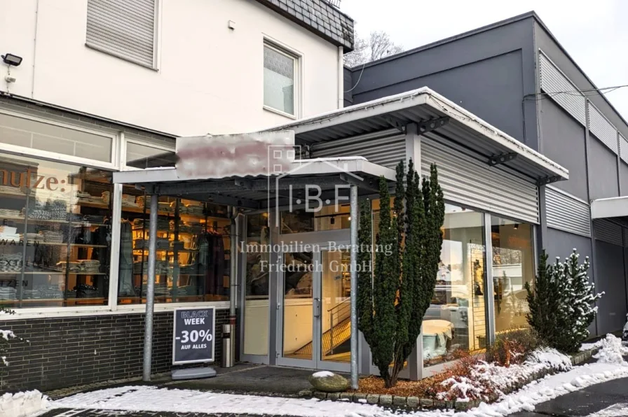 IMG-20231128-WA0004 - Kopie - Laden/Einzelhandel mieten in Siegen / Bürbach - Attraktives Ladenlokal in zentraler Lage von Siegen/Bürbach