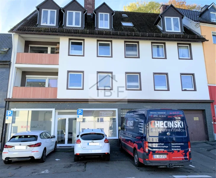 Außenansicht - Wohnung mieten in Siegen - Zentrale 2-ZKB Dachgeschosswohnung in der Siegener Oberstadt