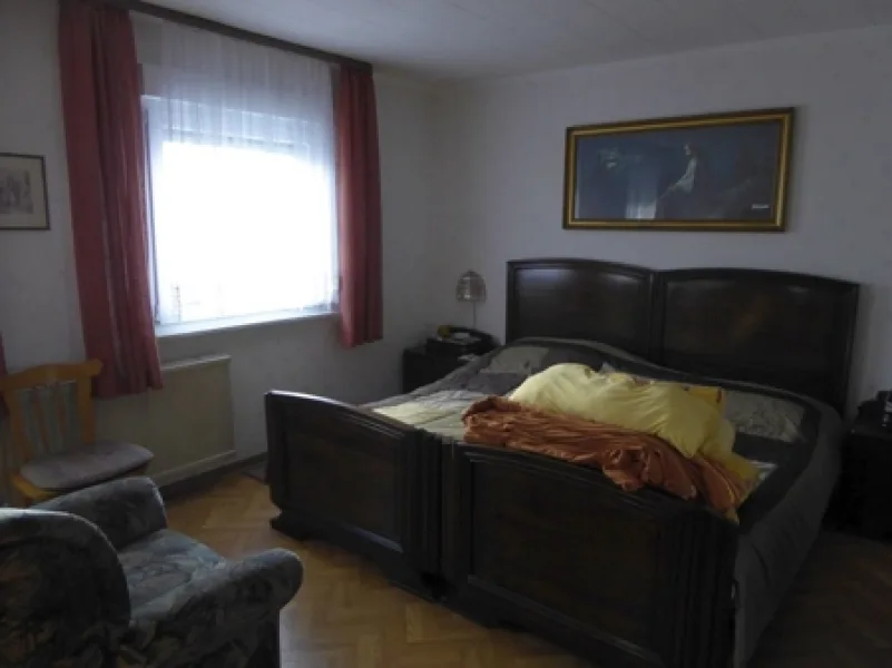 Schlafzimmer - EG